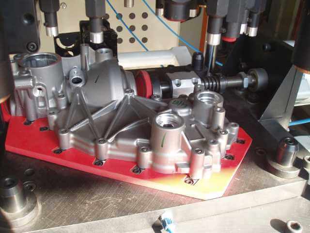 Leak Testing Fixture For Cylender head 13